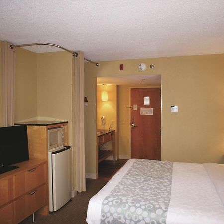 Hotel La Quinta By Wyndham Sarasota Downtown Extérieur photo