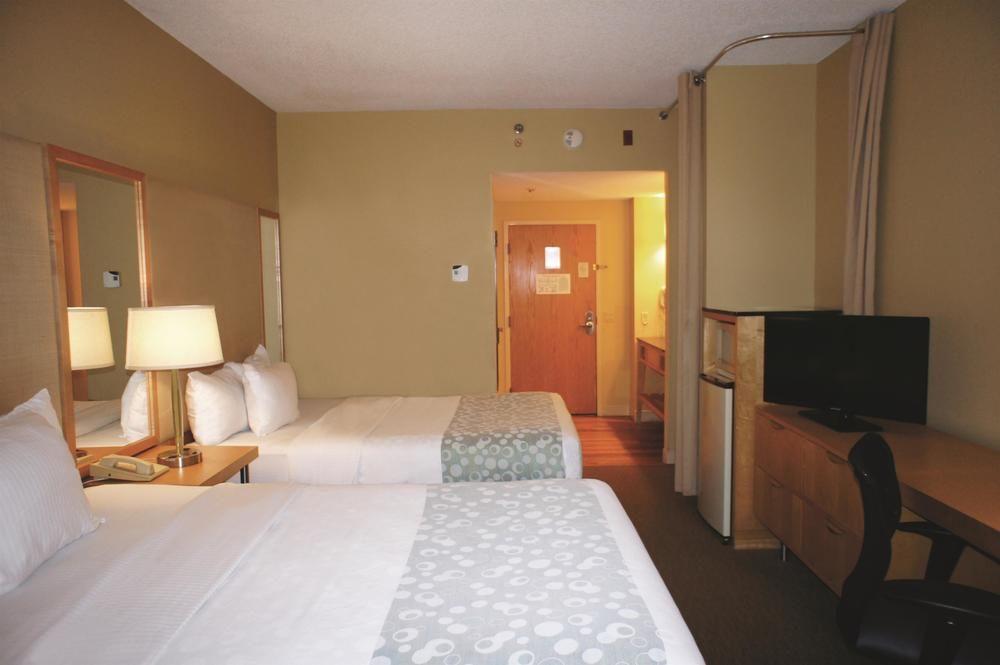 Hotel La Quinta By Wyndham Sarasota Downtown Extérieur photo