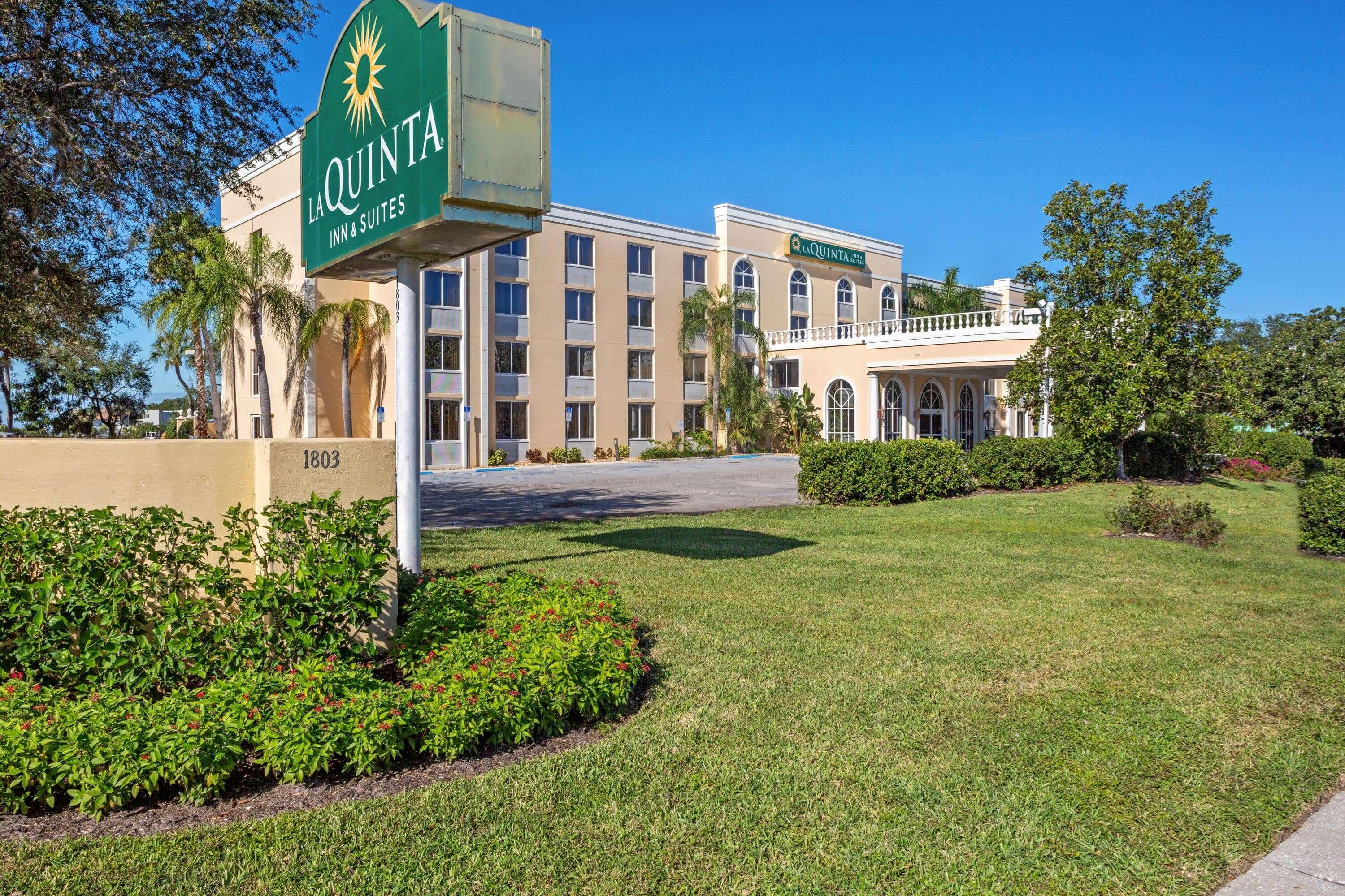 Hotel La Quinta By Wyndham Sarasota Downtown Extérieur photo