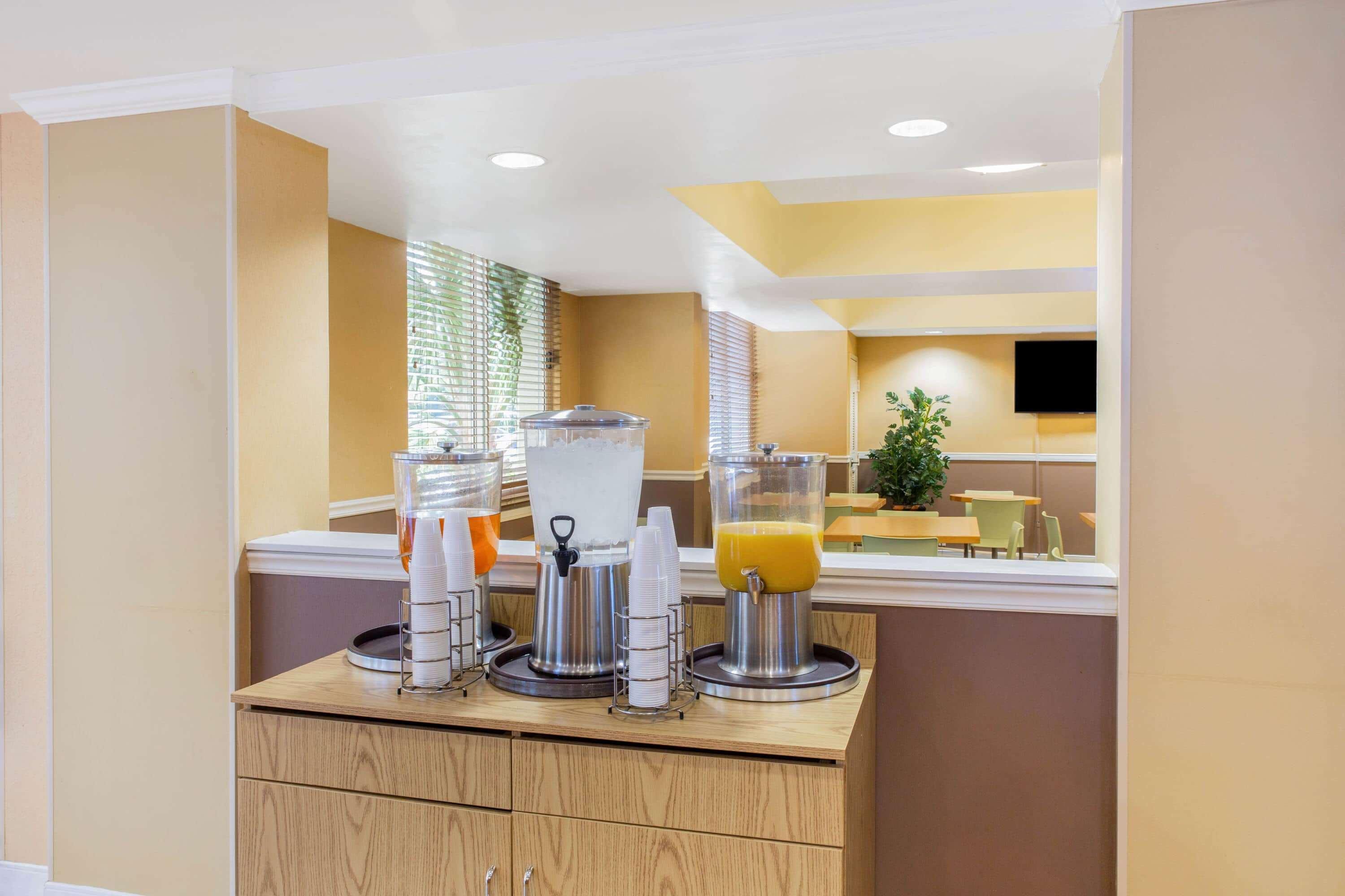 Hotel La Quinta By Wyndham Sarasota Downtown Extérieur photo